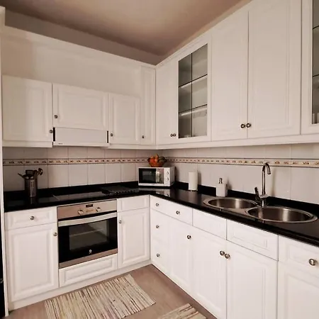 Acacias Arrecife (Lanzarote)